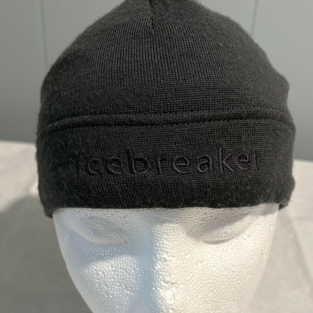 Icebreaker Charcoal Knit beanie